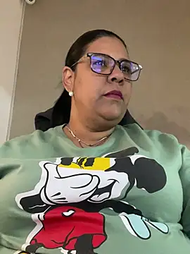 Snapshot of Carameloswing1 chatting on February 23, 12:02 pm Carameloswing1 online show from February 23, 12:02 pm