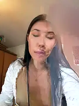 Isabella Fontanaa online show from July 18, 11:36 am