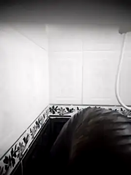 Valeria montana  online show from April 8, 9:53 am