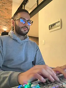 notnova1 online show from December 2, 6:25 pm