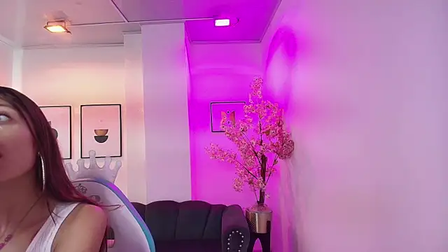 Nicole sounders online show from February 7, 11:47 am