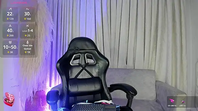 Snapshot of velvet_ari chatting on December 14, 5:35 am velvet ari online show from December 14, 5:35 am