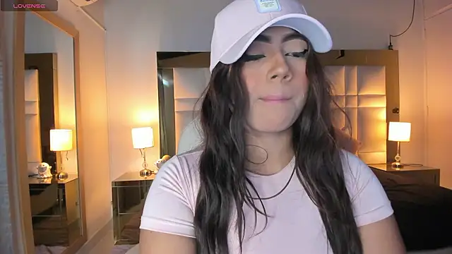 Zoei Moon online show from March 11, 6:47 pm