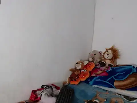 Snapshot of Natasha__Miller chatting on February 19, 2:07 am Natasha Miller online show from February 19, 2:07 am