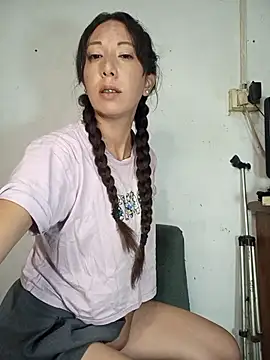 Snapshot of Cristal_azul777 chatting on June 1, 12:01 am Cristal azul777 online show from June 1, 12:01 am