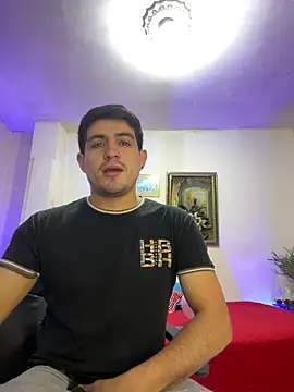 williamsmiiths16 online show from February 2, 2:16 pm