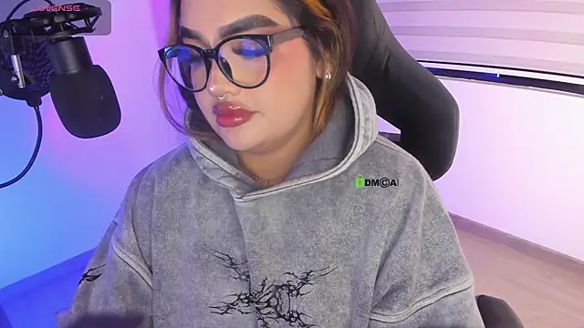 asheryn online show from April 11, 2:05 am