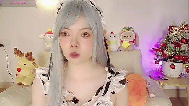 Miyeoonn online show from December 17, 3:07 pm