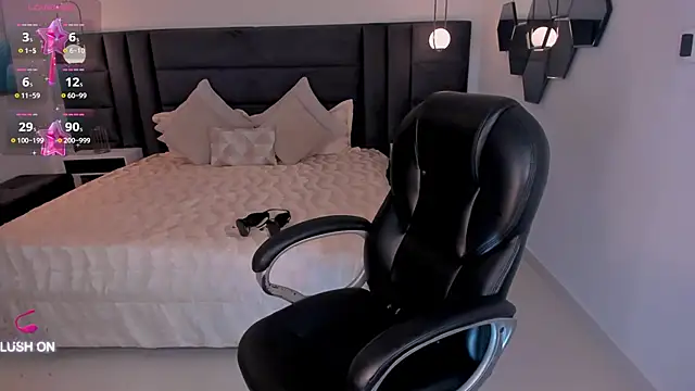 ChloeManson online show from December 27, 11:53 pm