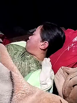 AlilaK2 online show from December 17, 1:50 pm