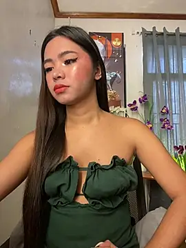 voganmarie online show from April 11, 5:23 am