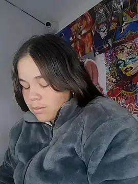 RosieCheeks- online show from December 14, 11:26 am