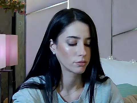 AmeliaJunee online show from January 5, 10:02 pm