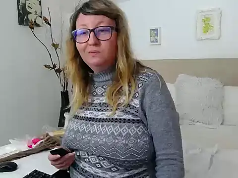 OlgaPavlova online show from April 18, 12:20 pm