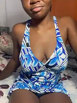 Snapshot of truthbabe chatting on December 14, 3:12 am truthbabe online show from December 14, 3:12 am