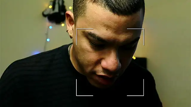 Snapshot of FindomForMe chatting on December 19, 2:13 pm FindomForMe online show from December 19, 2:13 pm