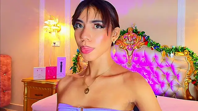 BellaHarpeer online show from December 16, 8:47 pm