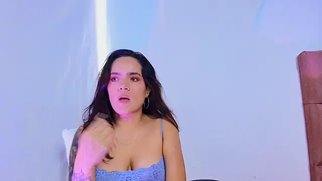 sara santana   online show from February 15, 12:14 pm