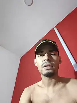 Snapshot of GranpollaHot chatting on December 4, 8:12 am GranpollaHot online show from December 4, 8:12 am