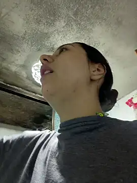 Alix Rousses21 online show from December 18, 4:13 pm