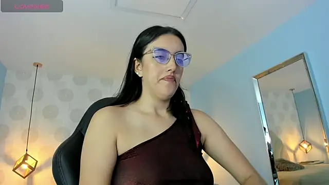 VENUSGREYS1 online show from April 12, 12:21 pm