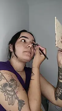 tiffanybrowm online show from April 12, 3:44 am