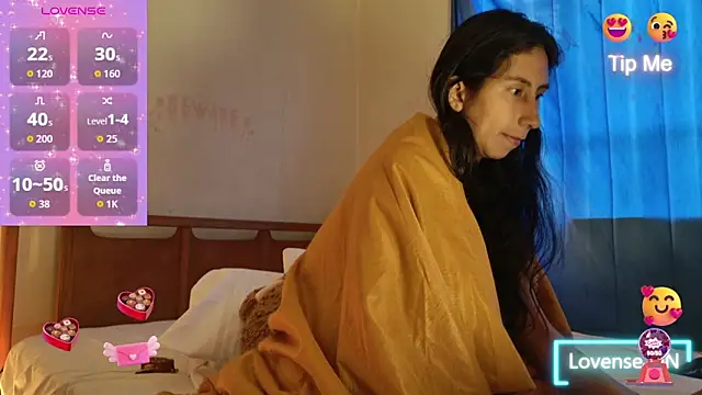 MoonLipsON- online show from February 17, 3:19 pm