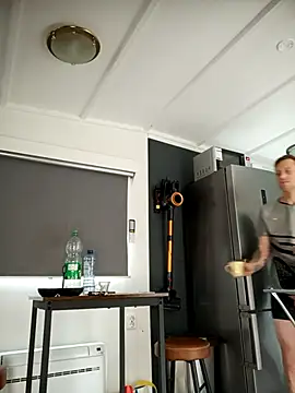 Snapshot of jefflatex45 chatting on June 3, 3:06 pm jefflatex45 online show from June 3, 3:06 pm