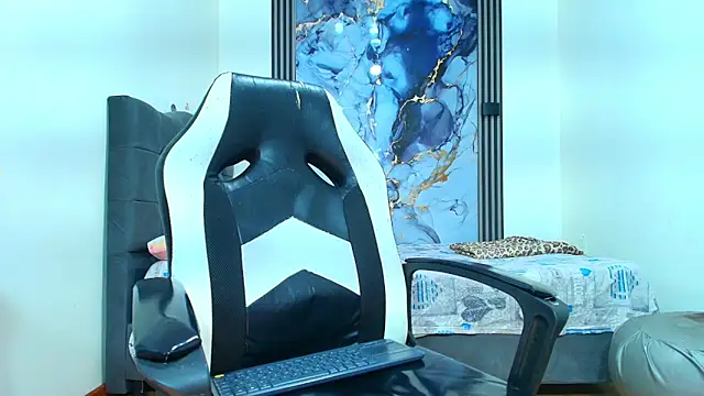 Valentina and sneider  online show from February 23, 7:11 pm