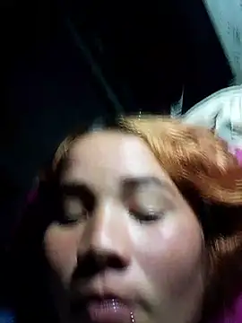 Snapshot of daniela_fox1 chatting on December 17, 6:52 am daniela fox1 online show from December 17, 6:52 am