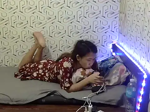 luna love bitex online show from April 14, 7:42 pm