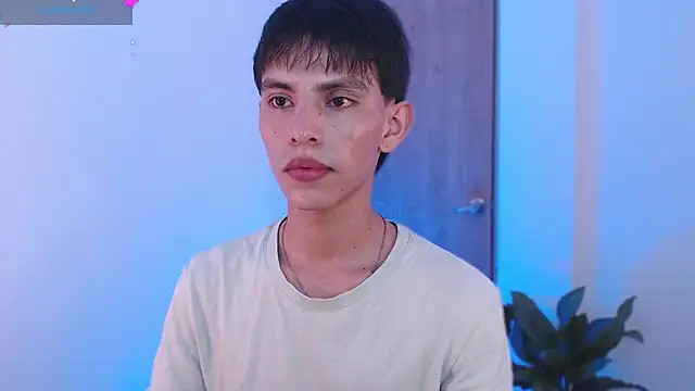 andrew courtzz online show from June 1, 5:36 pm