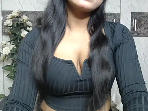 Lola Bebe online show from March 12, 5:24 am