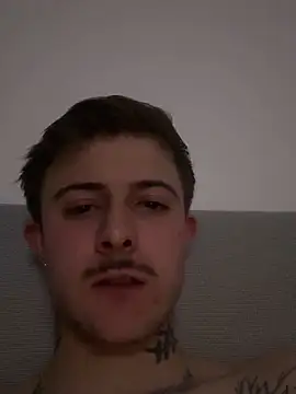 Snapshot of Jason_offizell chatting on March 24, 6:35 pm Jason offizell online show from March 24, 6:35 pm
