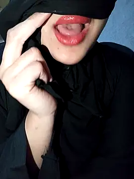 Snapshot of -Batta- chatting on February 1, 1:20 pm -Batta- online show from February 1, 1:20 pm