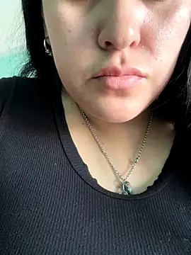 Snapshot of Angidomme chatting on December 4, 4:59 pm Angidomme online show from December 4, 4:59 pm