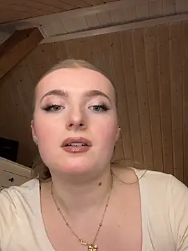 MilaLuxe online show from December 15, 7:07 pm