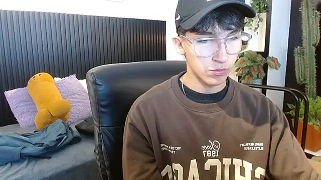 jeremy job online show from January 11, 11:37 am