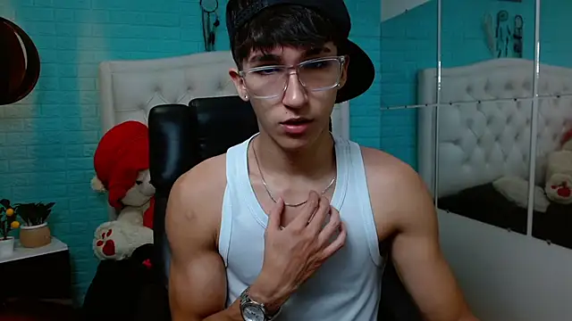 jeremy job online show from February 23, 12:35 pm