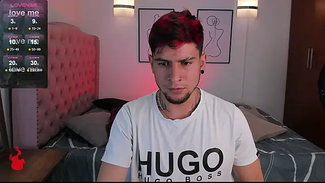 Snapshot of vaalentiino chatting on January 14, 8:25 pm vaalentiino online show from January 14, 8:25 pm