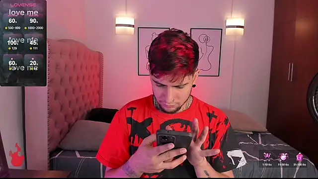 Snapshot of vaalentiino chatting on January 18, 8:01 pm vaalentiino online show from January 18, 8:01 pm