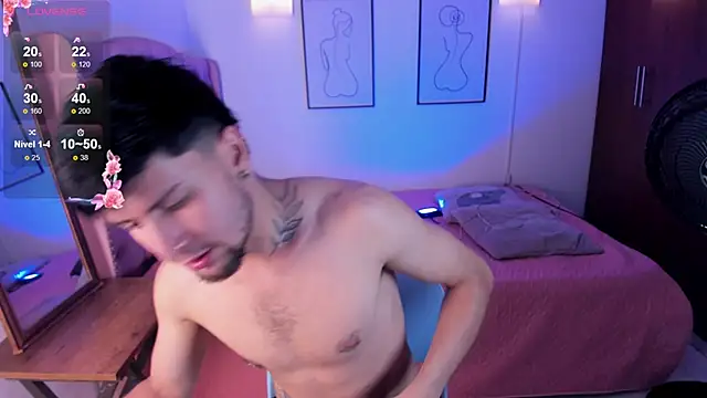 Snapshot of vaalentiino chatting on March 2, 6:48 pm vaalentiino online show from March 2, 6:48 pm