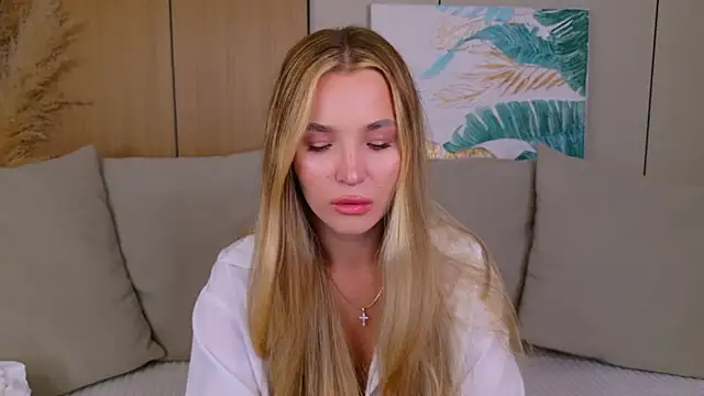 Lina Sinerz online show from July 7, 8:46 pm