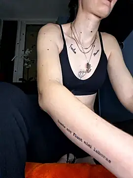 Er yes ass online show from January 11, 9:20 pm