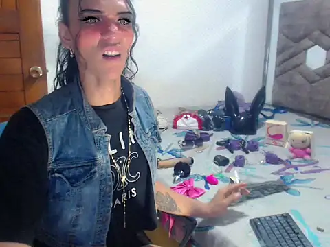 michaeldissts online show from January 12, 10:48 pm