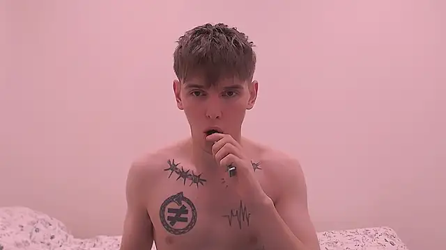 Fredd Xanders online show from March 22, 1:42 am