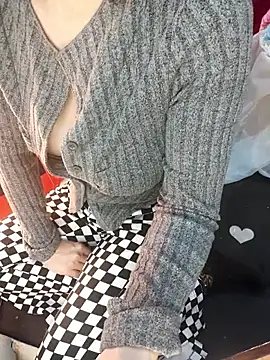 Alone nothing online show from January 9, 4:10 pm