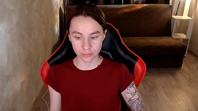 Snapshot of MiaBun1 chatting on December 16, 3:33 am MiaBun1 online show from December 16, 3:33 am