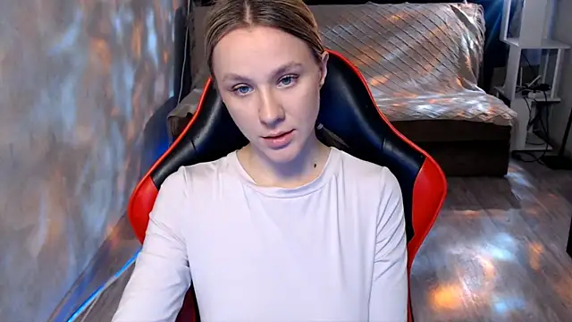 MiaBun1 online show from March 11, 3:56 am