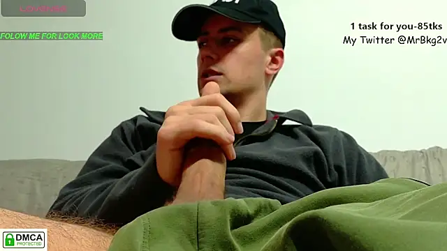 Snapshot of Brellisimo chatting on December 22, 7:05 am Brellisimo online show from December 22, 7:05 am